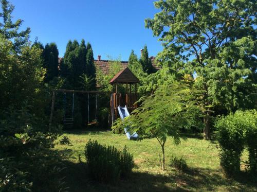 Anzsore Apartman