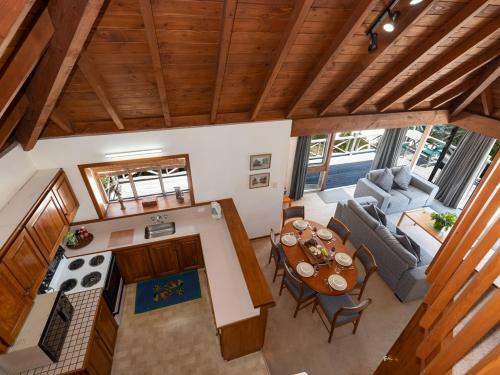 Te Maiki Escape - Russell Holiday Home