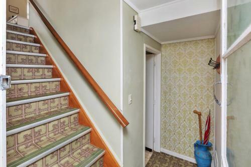 The Bourne Sanctuary - Russell Holiday Home