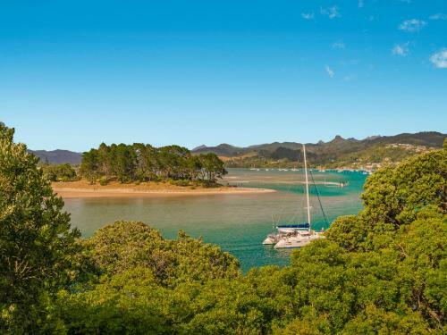 Te Whare Rakau - Tairua Holiday Home