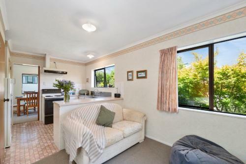Freshwater Lookout - Taupo Central Holiday Home
