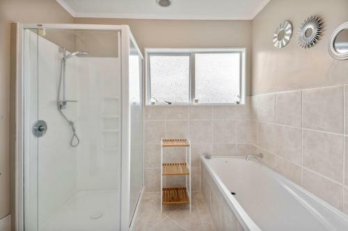 True Blue - Taupo Holiday Home