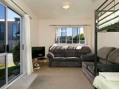 This Bach Has It All - Rainbow Point Holiday Home