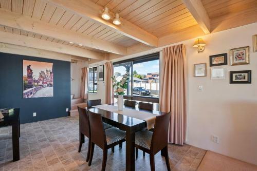 Fenworth - Taupo Holiday Home