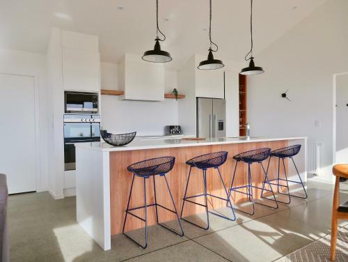 Lake House - Te Anau Holiday Home