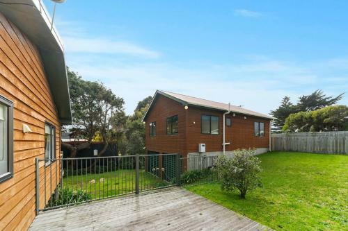 Heperi Haven - Waikanae Beach Holiday Home