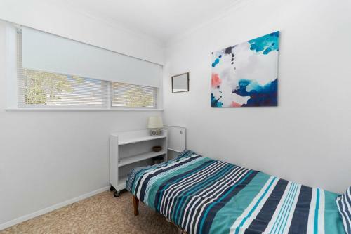Calapso Cottage - Waikanae Beach Holiday Home