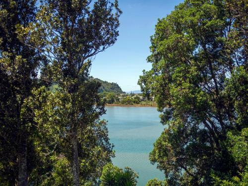 Estuary Escape - Whangamata Holiday Home