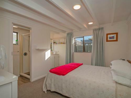 Caddy Shack - Whangamata Holiday Home