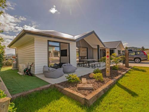 Studio @ 131 - Whitianga Holiday Home