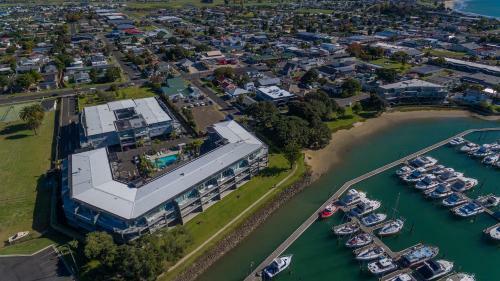 Sunny Marina - Marina Park Apartment