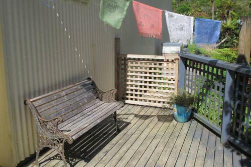 Bed & Breakfast Little Paradise & Petting Farm