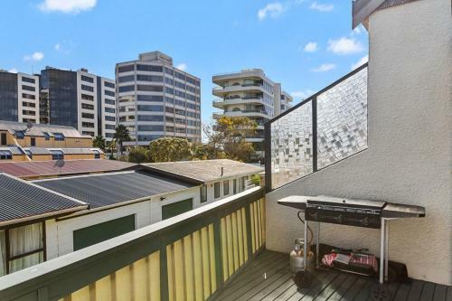 Downtown Mountview - Mt Maunganui Holiday Home