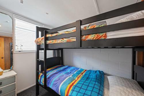 Bach Relax - Mt Maunganui Holiday Home