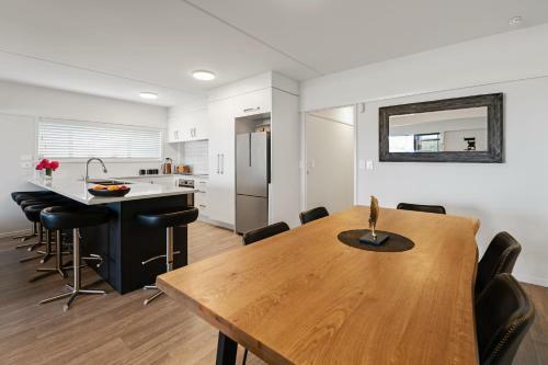 Seaview - Mount Maunganui Holiday Apartment