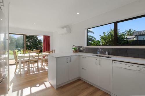 Orkney Haven - Mt Maunganui Holiday Home