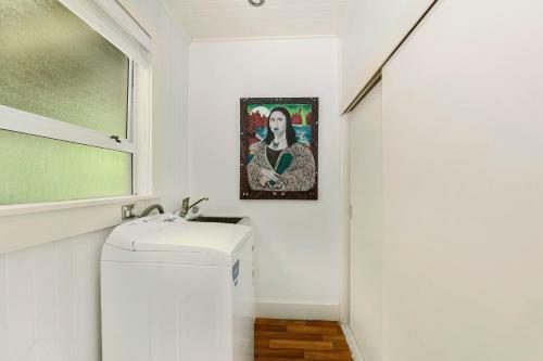 Moana Cottage - Rotorua Holiday Home