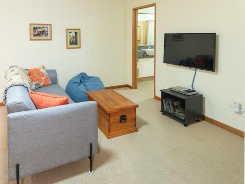 D�j� Vu - Queenstown Holiday Home