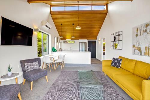 Alpine Gem. Uninterrupted, Panoramic Views