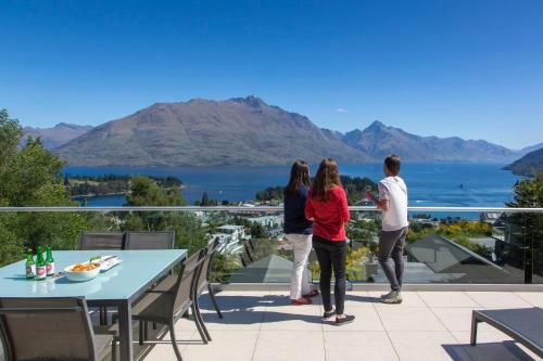 Queenscliff Villa - Outstanding Views And Close To Town