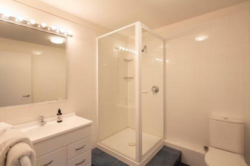 Apartamento Lakefront Living - Exquisite Views - 4 Bedrooms