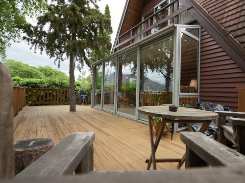 Rest And Relax - Queenstown Holiday Home