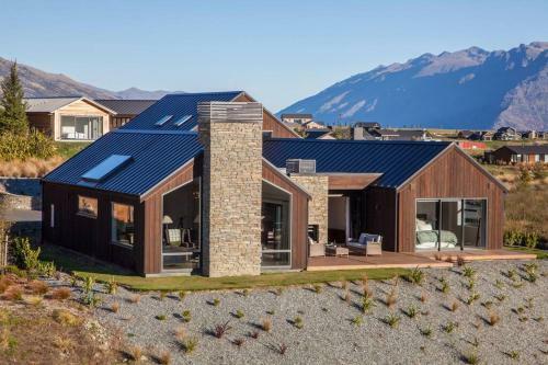 Luxury 5bdr Lodge - Ski, Golf & Relax In Style