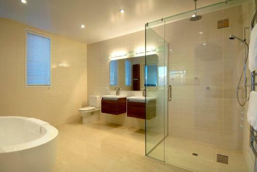 Villa Bel Lago - Every Room With A Lake View