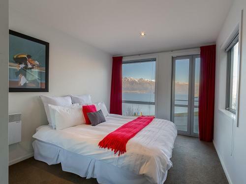 Pristine Vista - Queenstown Holiday House