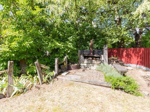 Arrow Bach - Arrowtown Holiday Home