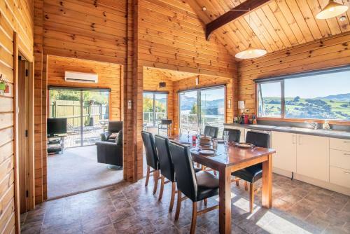 Akaroa Escape - Akaroa Holiday Home