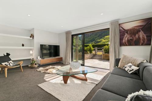 Mountain View Villa - Arrowtown Holiday Home
