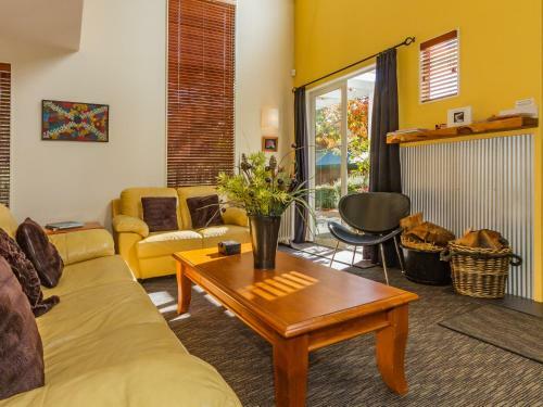 Gondwana Lodge - Ohakune Holiday Home