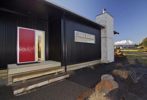 Spa Chillax - Ohakune Holiday Home
