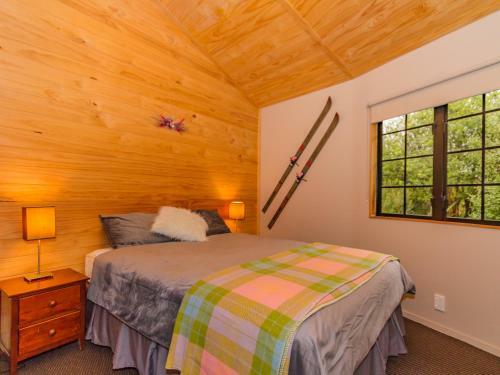 Turoa Tirohanga Yurt - Ohakune Holiday Home
