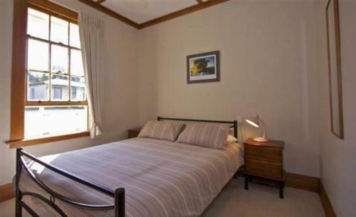 Railway Cottage - Ohakune Holiday Home