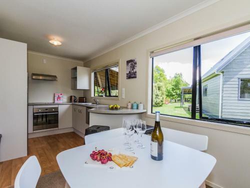 Escape On Alpine - Ohakune Holiday Home
