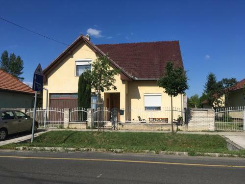 B�zsi Apartman