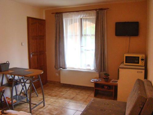 Hostal T�mea Vend�gh�z