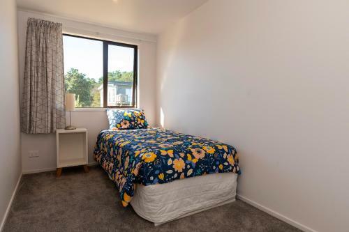 Belvedere - Cable Bay Holiday Home