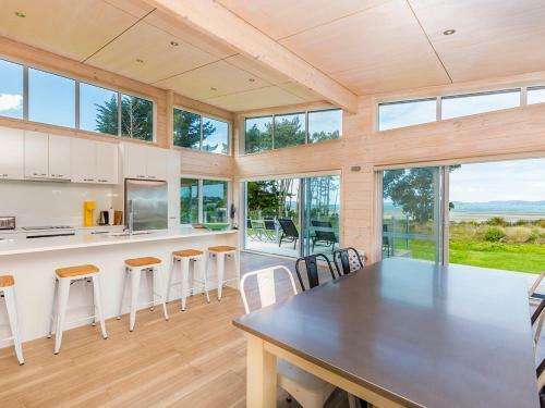 Beachfront Escape - Snells Beach Holiday Home