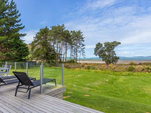 Beachfront Escape - Snells Beach Holiday Home