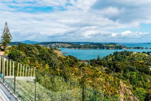Sol Vista - Waiheke Holiday Home