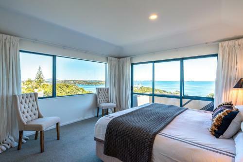 Sol Vista - Waiheke Holiday Home
