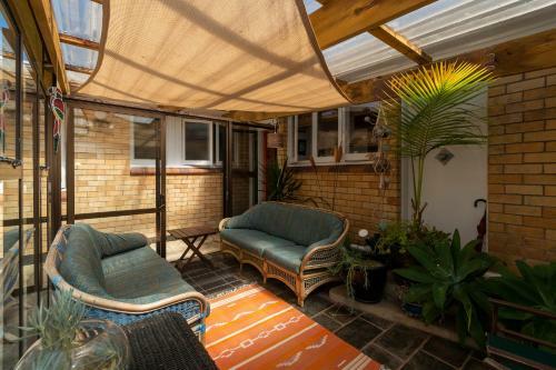 Beachfront Bliss - Coopers Beach Holiday Home