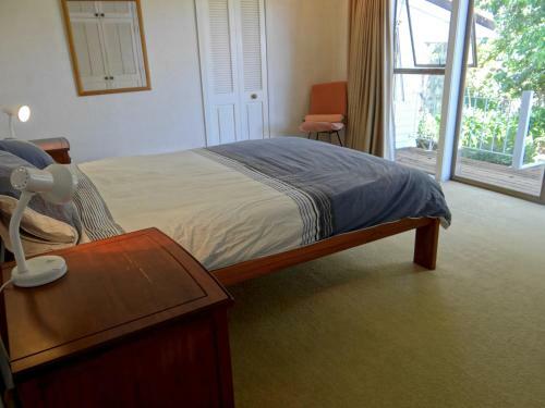 Kawau Views - Matakana Holiday Home