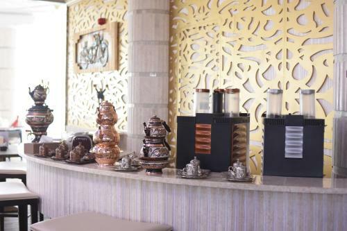 Al Salam Grand Hotel & Resort