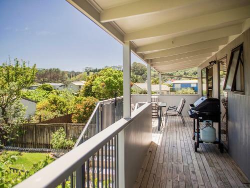 Cruisy Cooks - Cooks Beach Holiday Home