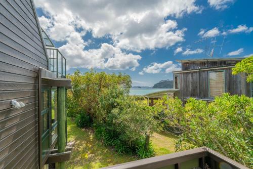 Beachfront Modern Home - Cooks Beach Holiday Home
