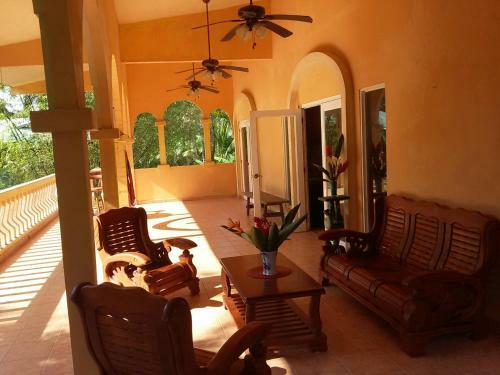 Hostal Mission Villas, Big Creek, Isla Colon, Bocas Del Toro, Panama